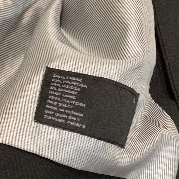 Preowned Lot Of Two Dress Up Vests Size Large . - Picture 5 of 11